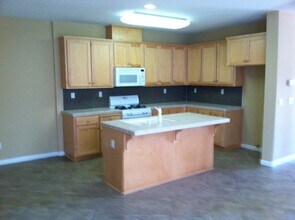 760 Greentree Cir in Fairfield, CA - Building Photo - Building Photo