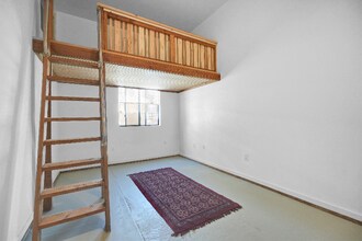 1092 Calcot Pl in Oakland, CA - Building Photo - Building Photo