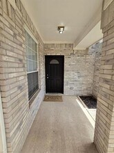 6011 Longley Ct in Dallas, TX - Building Photo - Building Photo