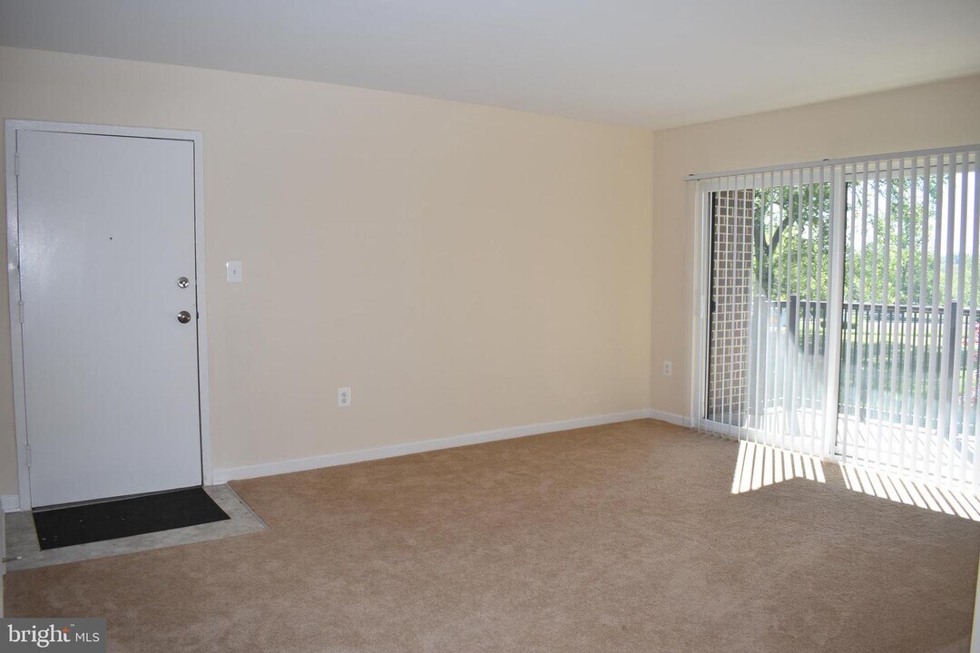 3216 Spartan Rd-Unit -38 in Olney, MD - Building Photo