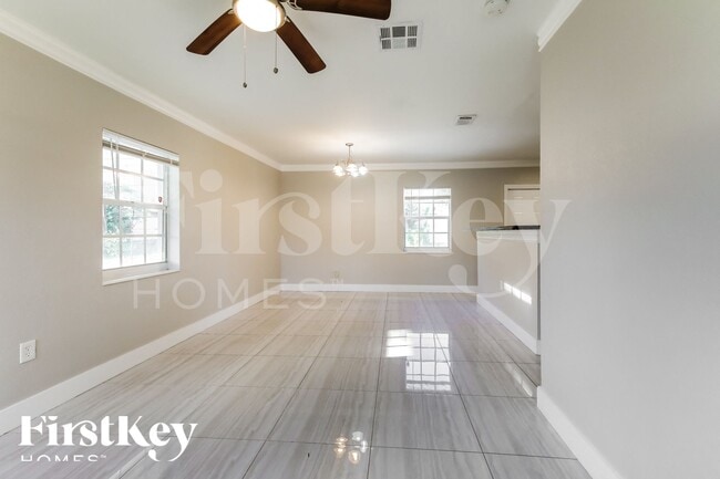 601 NW 194th St in Miami, FL - Building Photo - Building Photo