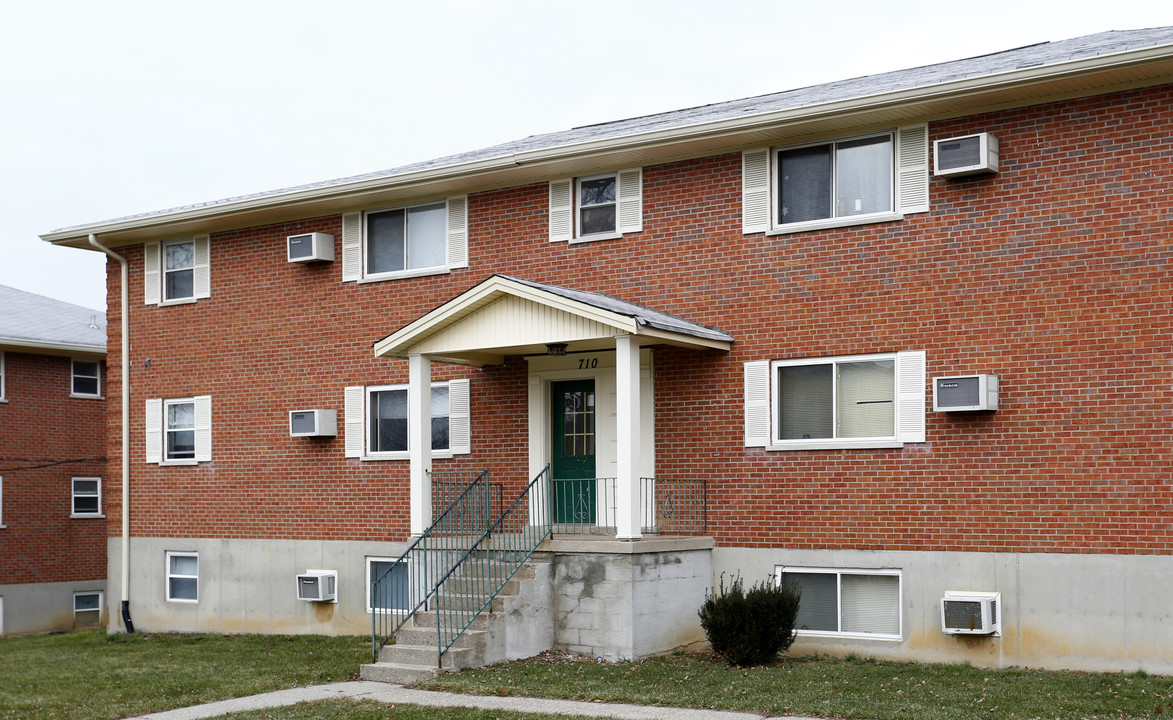 Lakeview Apartments in Latonia, KY - Building Photo