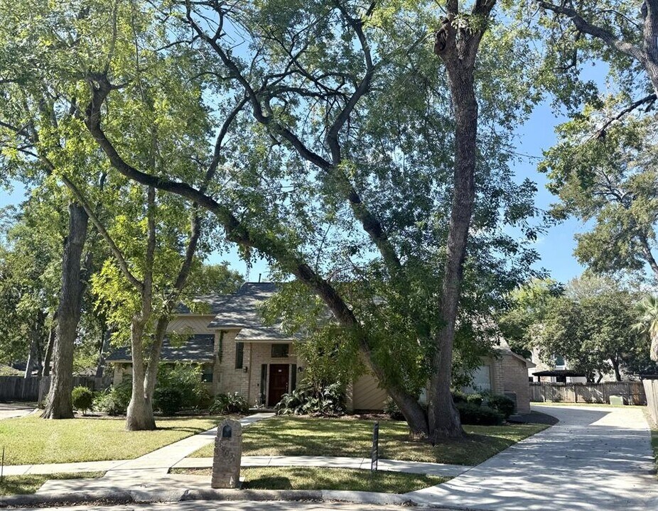 1903 Fawn Way Ct in Richmond, TX - Building Photo