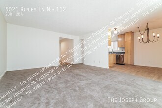 5021 Ripley Ln N in Renton, WA - Foto de edificio - Building Photo