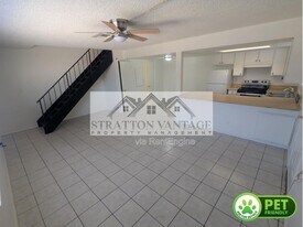 545 W 16th Ave in Apache Junction, AZ - Building Photo