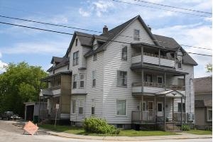 11 Brook St in Barre, VT - Foto de edificio