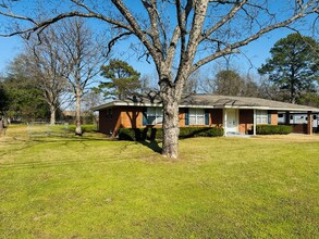 224 Rosemary Ln in Prattville, AL - Building Photo - Building Photo