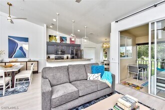 21340 Lancaster Run, Unit 1327 in Estero, FL - Foto de edificio - Building Photo