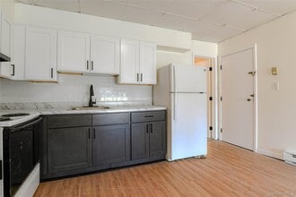 1614 US-9W in Marlboro, NY - Building Photo - Building Photo