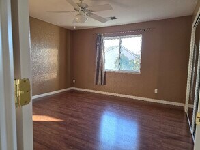 2816 Almond St in West Sacramento, CA - Building Photo - Building Photo