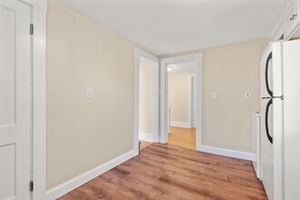 92 Central St in Ashland, MA - Building Photo - Building Photo