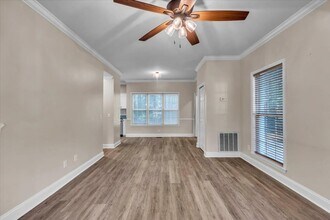 131 Brisbon Hall Dr in Richmond Hill, GA - Building Photo - Building Photo