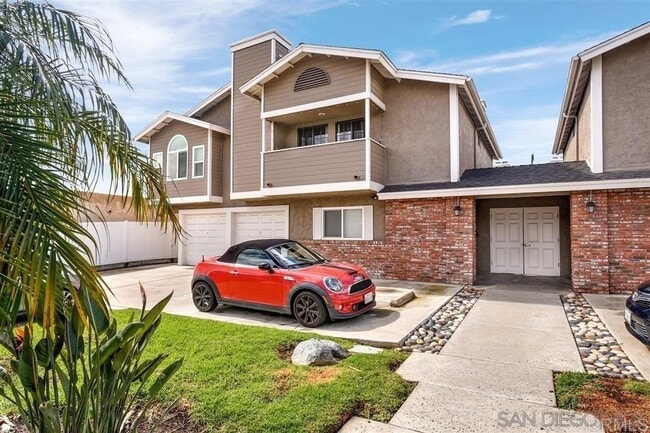 property at 3928 Arizona St