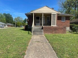 758 Waring Rd in Memphis, TN - Building Photo