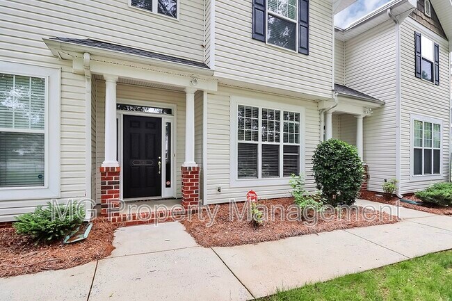 2080 Gable Way Ln in Matthews, NC - Building Photo - Building Photo