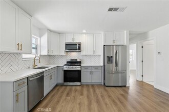 17017 Crenshaw Blvd in Torrance, CA - Building Photo - Building Photo