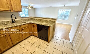 319 Waters Edge Ln in Madison, AL - Building Photo - Building Photo