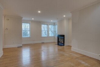 15 Valentine St in Cambridge, MA - Building Photo - Building Photo