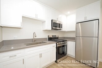 2972 Pacific Ave in Long Beach, CA - Building Photo - Building Photo