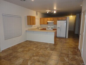 6208 Morning Wing Dr in North Las Vegas, NV - Building Photo - Building Photo