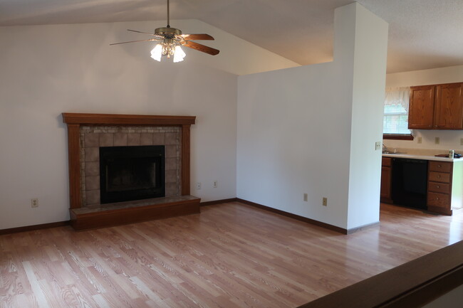 6317 N Grove St in Park City, KS - Building Photo - Building Photo