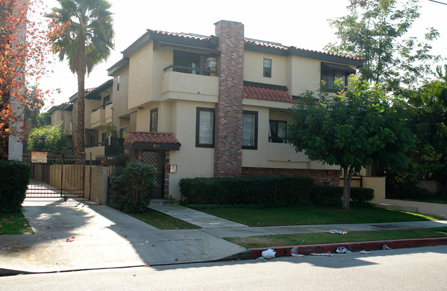 912 E Maple St in Glendale, CA - Building Photo - Building Photo