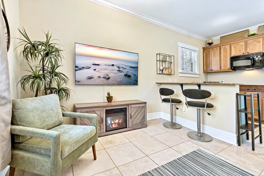 1301 W Horatio St in Tampa, FL - Building Photo