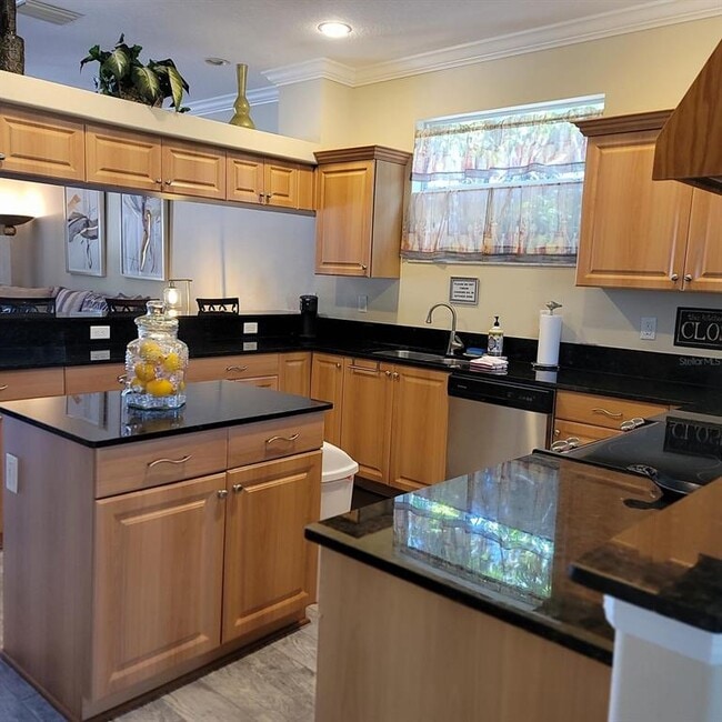 3624 Peck St in Sarasota, FL - Building Photo - Building Photo