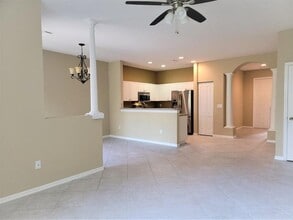 233 River Bluff Ln in Royal Palm Beach, FL - Building Photo - Building Photo