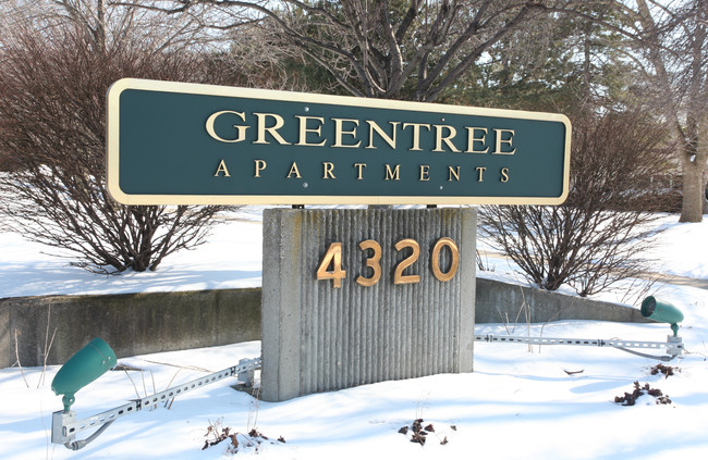 Greentree Apartments in Grand Rapids, MI - Foto de edificio - Building Photo