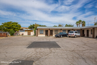 233 W Mesquite Blvd in Mesquite, NV - Building Photo - Building Photo