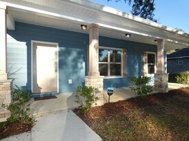 4985 Creekside Ln in Milton, FL - Building Photo