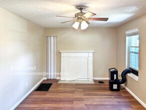 471 Whitethorne Ave in Columbus, OH - Foto de edificio - Building Photo