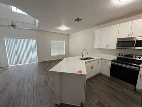 2019 Claudia Ln in Kissimmee, FL - Building Photo - Building Photo