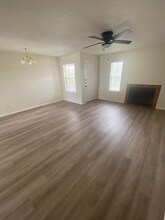 119 Circle Ct in Pleasanton, TX - Building Photo - Building Photo