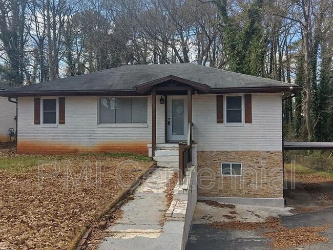 property at 1373 Benteen Way SE