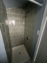 647 S 19th St in Newark, NJ - Foto de edificio - Building Photo