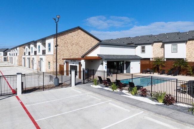 651 FM511 in Olmito, TX - Building Photo - Building Photo