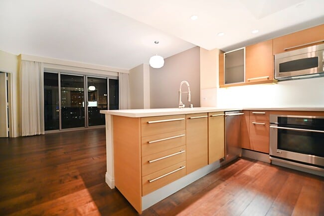 property at 222 E Karen Ave