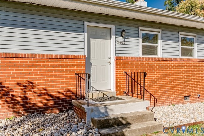 2604 Sunnybrook Rd in Richmond, VA - Building Photo - Building Photo