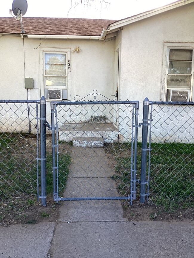 522 S Ave E in Portales, NM - Building Photo - Building Photo