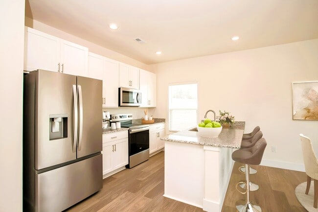 property at 2453 Legg Ln