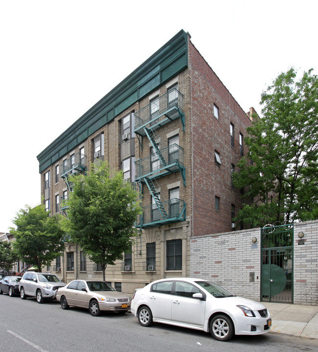 709 Lafayette Ave in Brooklyn, NY - Building Photo - Building Photo