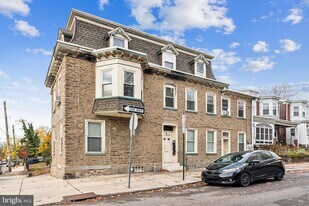 4422 Pechin St in Philadelphia, PA - Building Photo