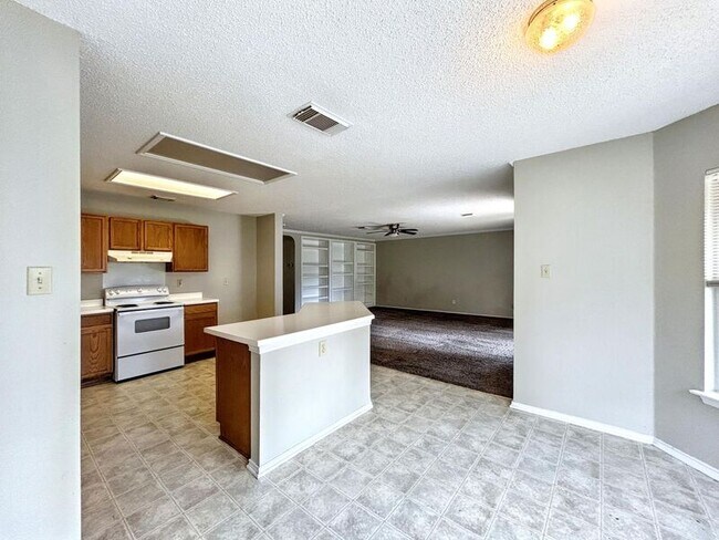 407 Bluegrass Creek in San Antonio, TX - Building Photo - Building Photo