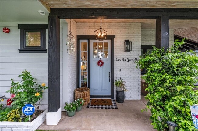 2601 W Chandler Blvd in Burbank, CA - Building Photo - Building Photo