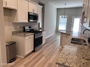 304 Tall Meadows Ln in Lafayette, LA - Building Photo - Building Photo