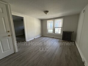 243 S 10th St in Lebanon, PA - Building Photo - Building Photo