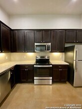 1138 Burek Cross in Seguin, TX - Building Photo - Building Photo