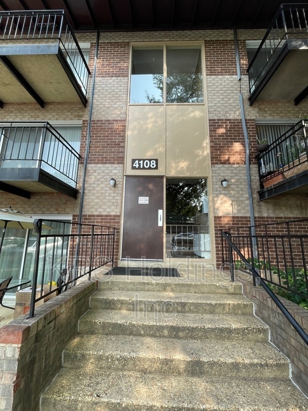 property at 4108 Mangalore Dr